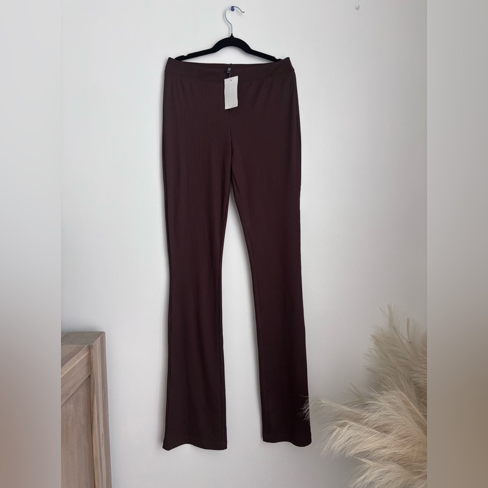 NWT Brown High Rise Ribbed Yoga Pants S